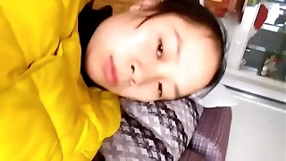 Asian girlfriend take pics